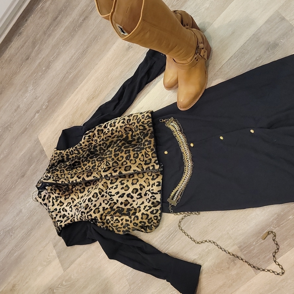 Velour leopard vest